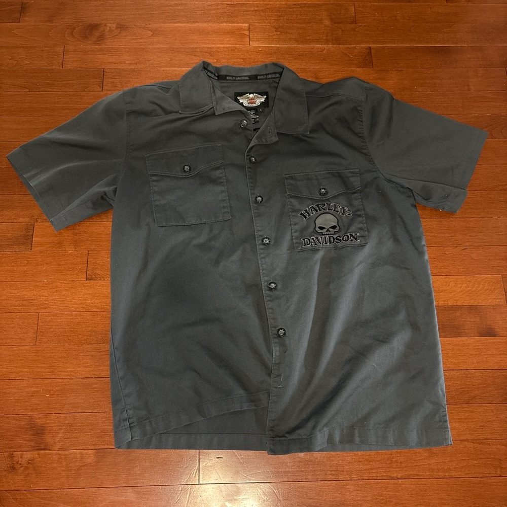 Harley-Davidson Men’s Skull Garage Dress Tee